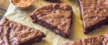 4-Ingredient Fudge Protein Brownies