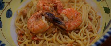 Mediterranean Pasta with Shrimps