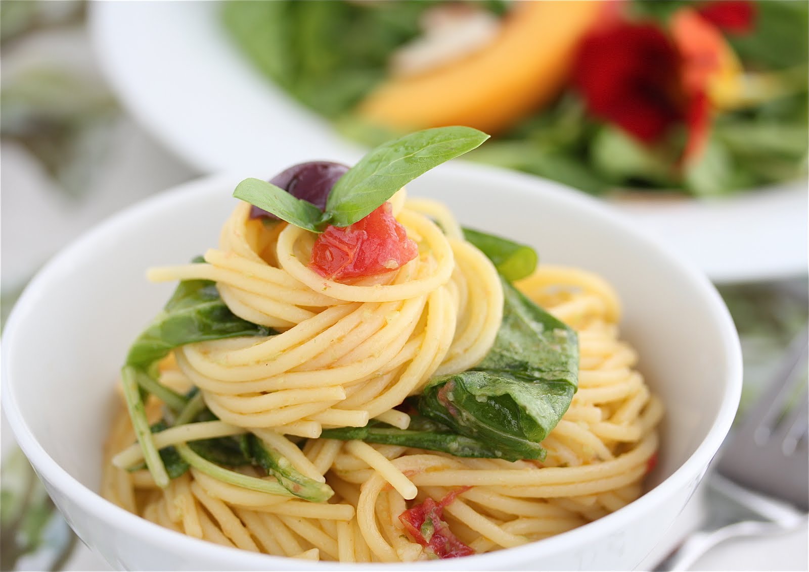 Spaghetti in Tomato Sauce with Arugula