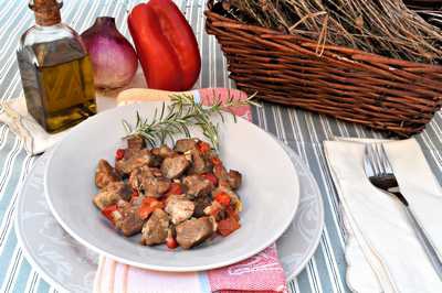 Lamb Stew with Red Wine and Tomatoes