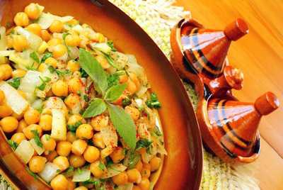 Tofu-Chickpea Salad with Feta Cheese