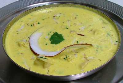 Creamy Vegetable Korma with Almonds