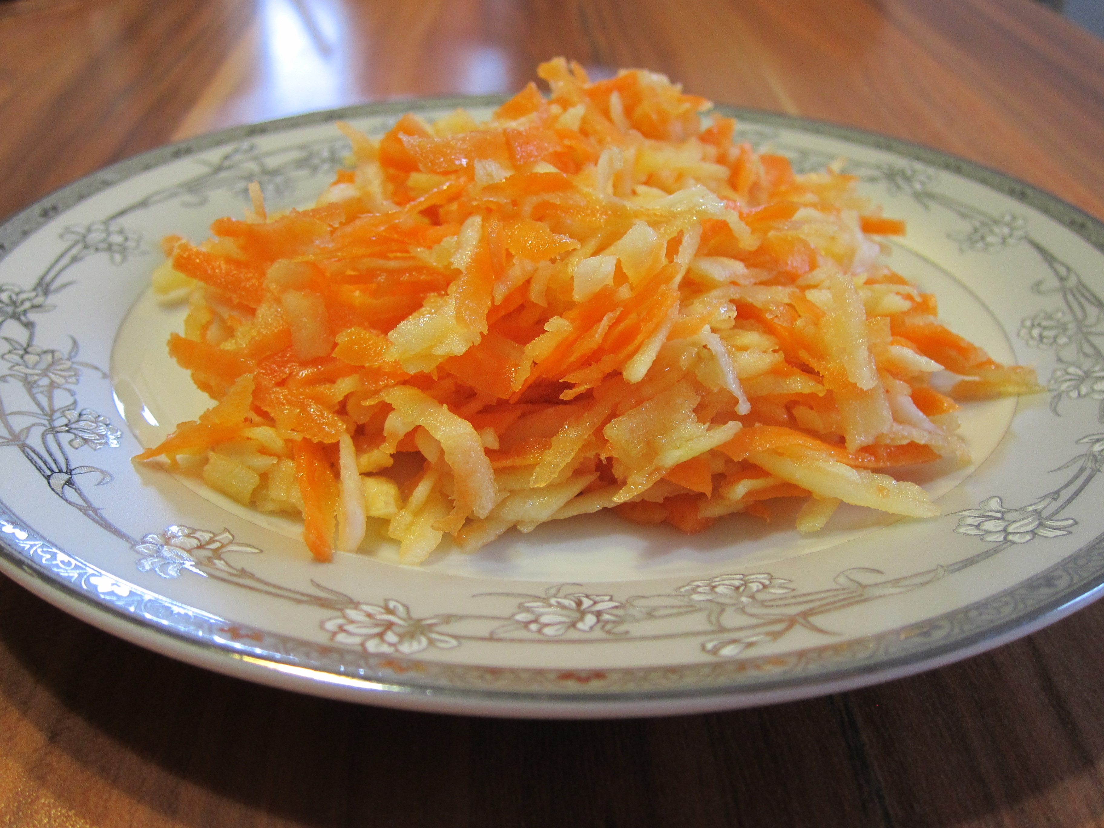 Svetlana's Apple-Carrot Salad