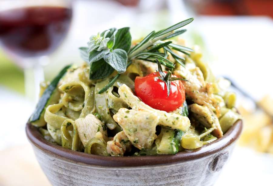 Spinach Pesto Pasta with Chicken