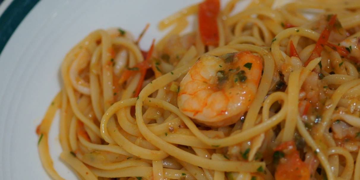 Mediterranean Pasta with Shrimps & Vege.. ( Copy )