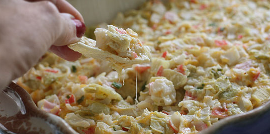 Cheesy Crab and Artichoke Dip