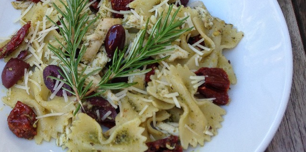 Cold Pesto Pasta with Chicken and Sun-dried Tomato