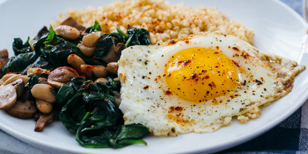 Fried Eggs with Bulgur and Spinach