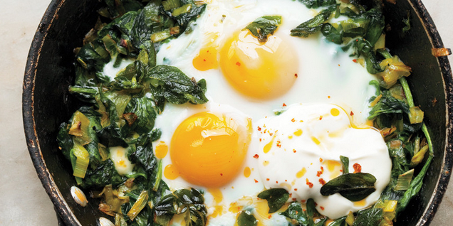 Rice with Eggs, Spinach and Sweet Pepper