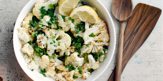 Steamed Cauliflower with Parsley and Garlic