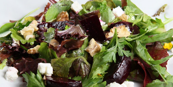 Beet Salad with Feta, Lettuce and Walnuts