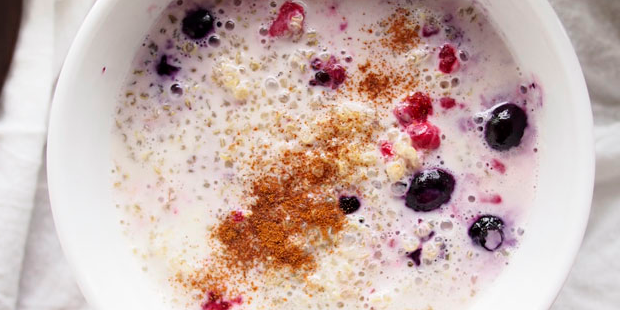 2-Minute Berry Breakfast Quinoa