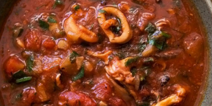 Calamari in Red Wine and Tomato Sauce