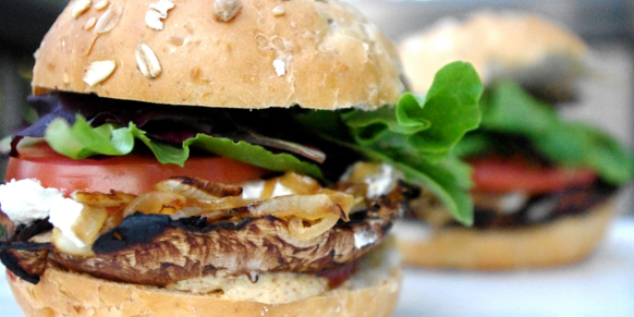 Cinnamon Ruta-Burger with Caramelized Onions