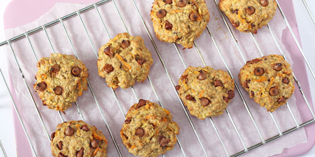 Carrot & Apple Breakfast Oat Cookies