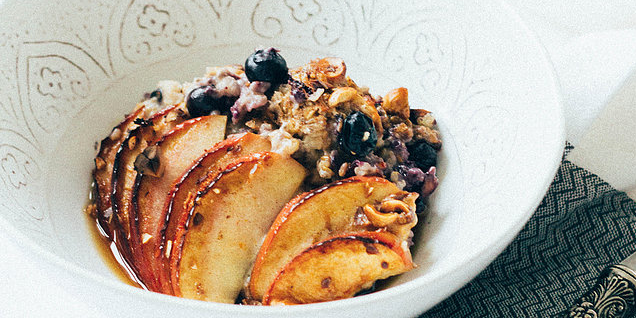 Oven Oats, Apples & Blueberries