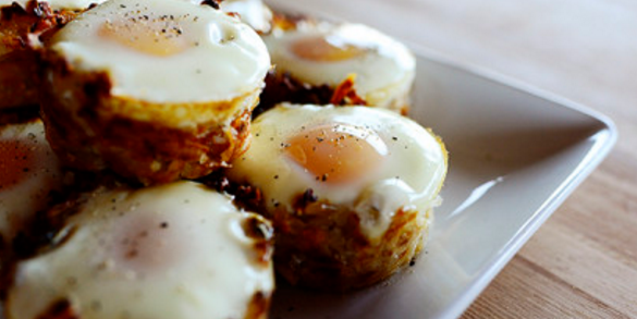 Eggs in Hash Brown Nests