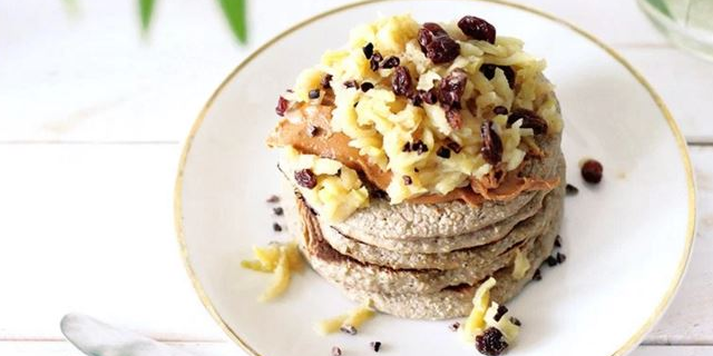 3-Ingredient Vegan Pancakes