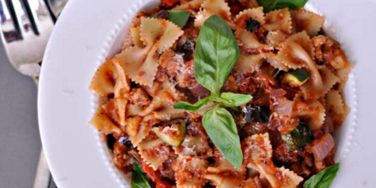 Pasta with Mint Flavored Tomatoes