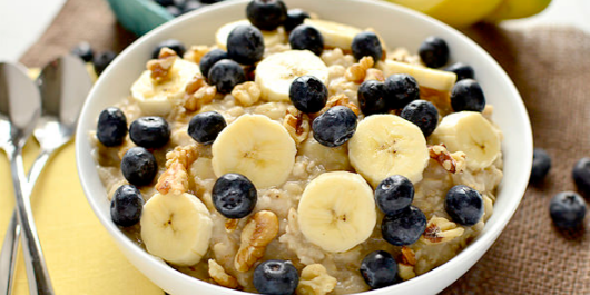 Berry Easy Oatmeal ( Copy )