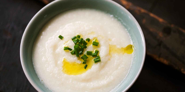 Simple Cauliflower Soup