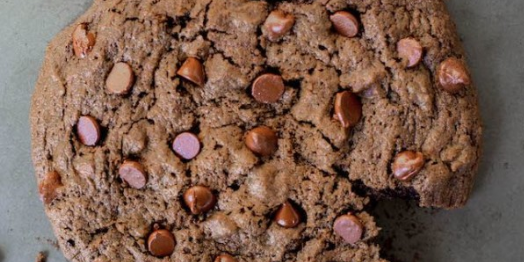 Giant Gluten Free Brownie Cookie