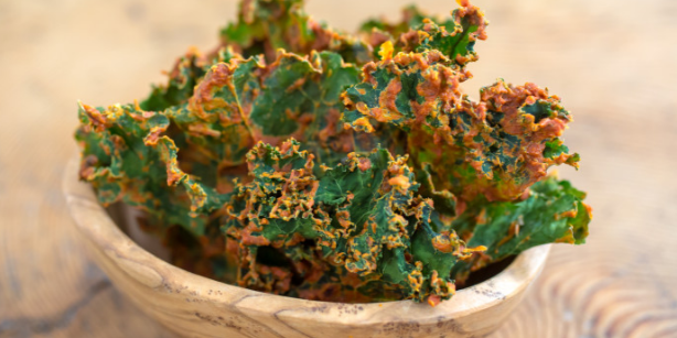 Pizza Kale Chips