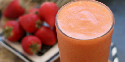 Strawberry Carrot Smoothie