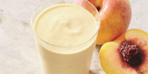 Peaches 'n Cream Oatmeal Smoothie