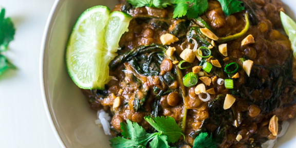 One-Pot Creamy Spinach Peanut Lentils