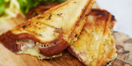 Anglo-French Toastie with Cheese & Ham