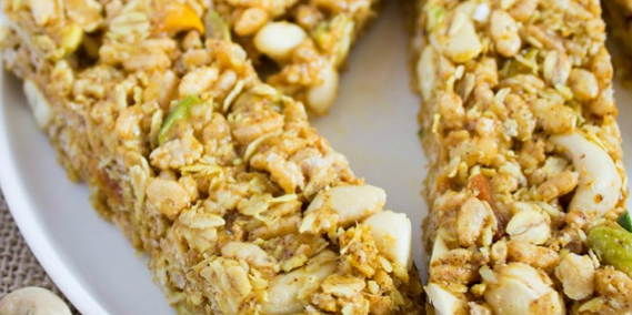 No-Bake Savory Curry Granola Bar