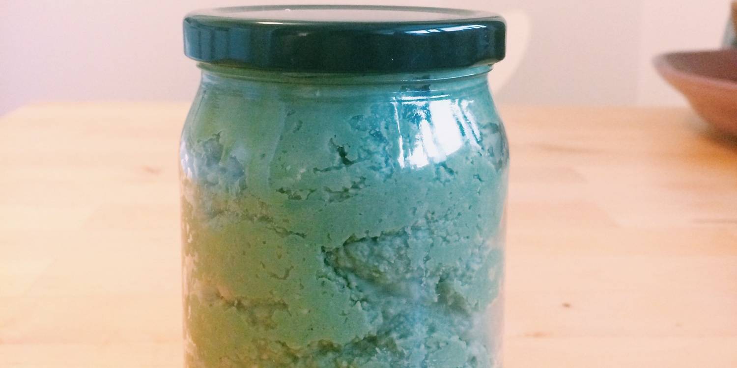 Spirulina Hummus