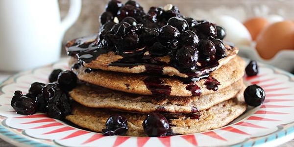 Simple Oat Pancakes & Blueberry Compote