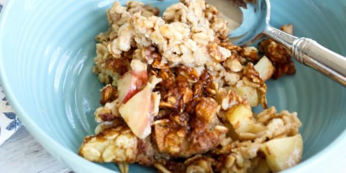 Apple Cinnamon Baked Oatmeal