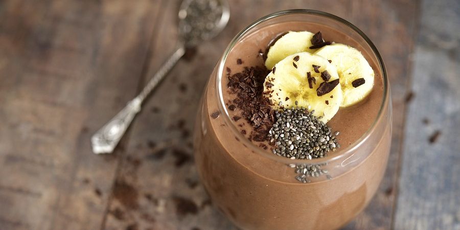 Chocolate-Almond Banana Smoothie