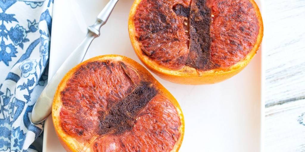 Spiced Broiled Grapefruit