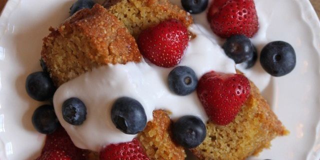 Grain-Free Maple Cake 