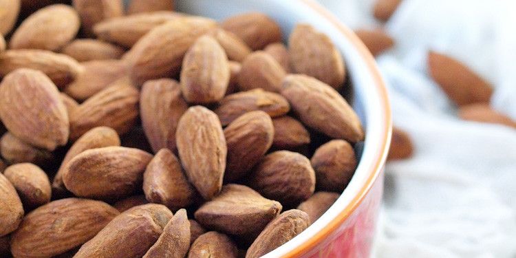 Sugar-free Cinnamon Roasted Almonds 