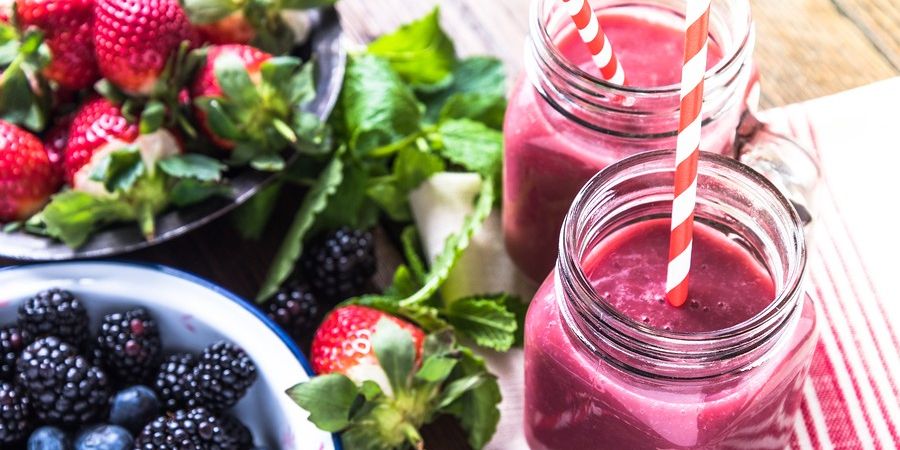 EASY Breakfast Smoothie