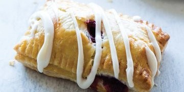 Blackberry-Peach Hand Pies