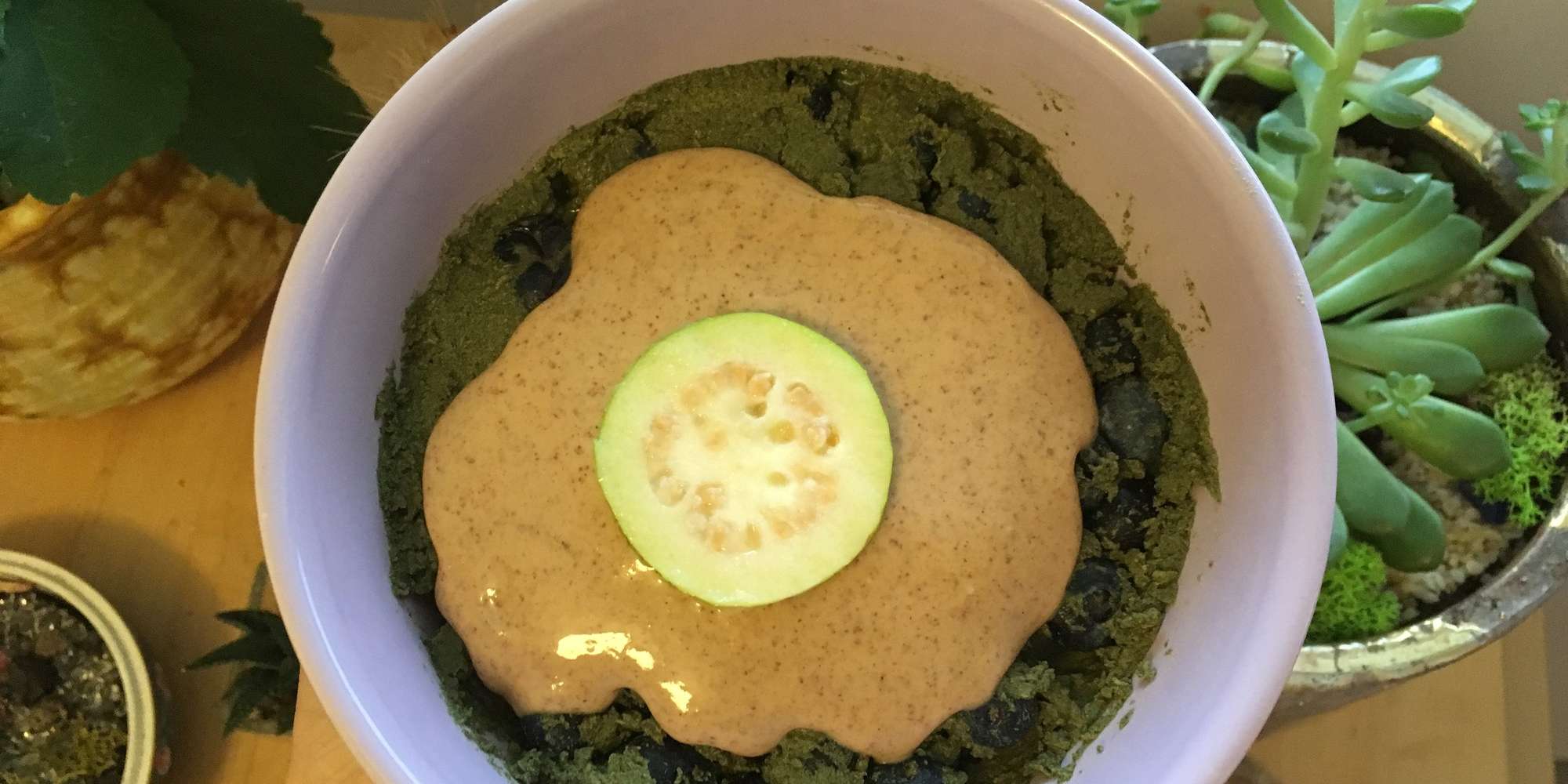 Grassy Blueberry & Guava Brekky Bowl