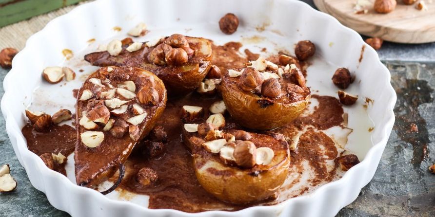 ROASTED PEARS WITH DARK CHOCOLATE HAZELNUT SAUCE