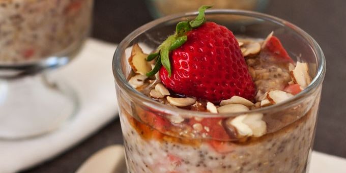 Instant Pot Strawberries and Cream Steel Cut Oats