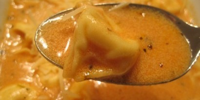 Creamy Tomato Tortellini Soup