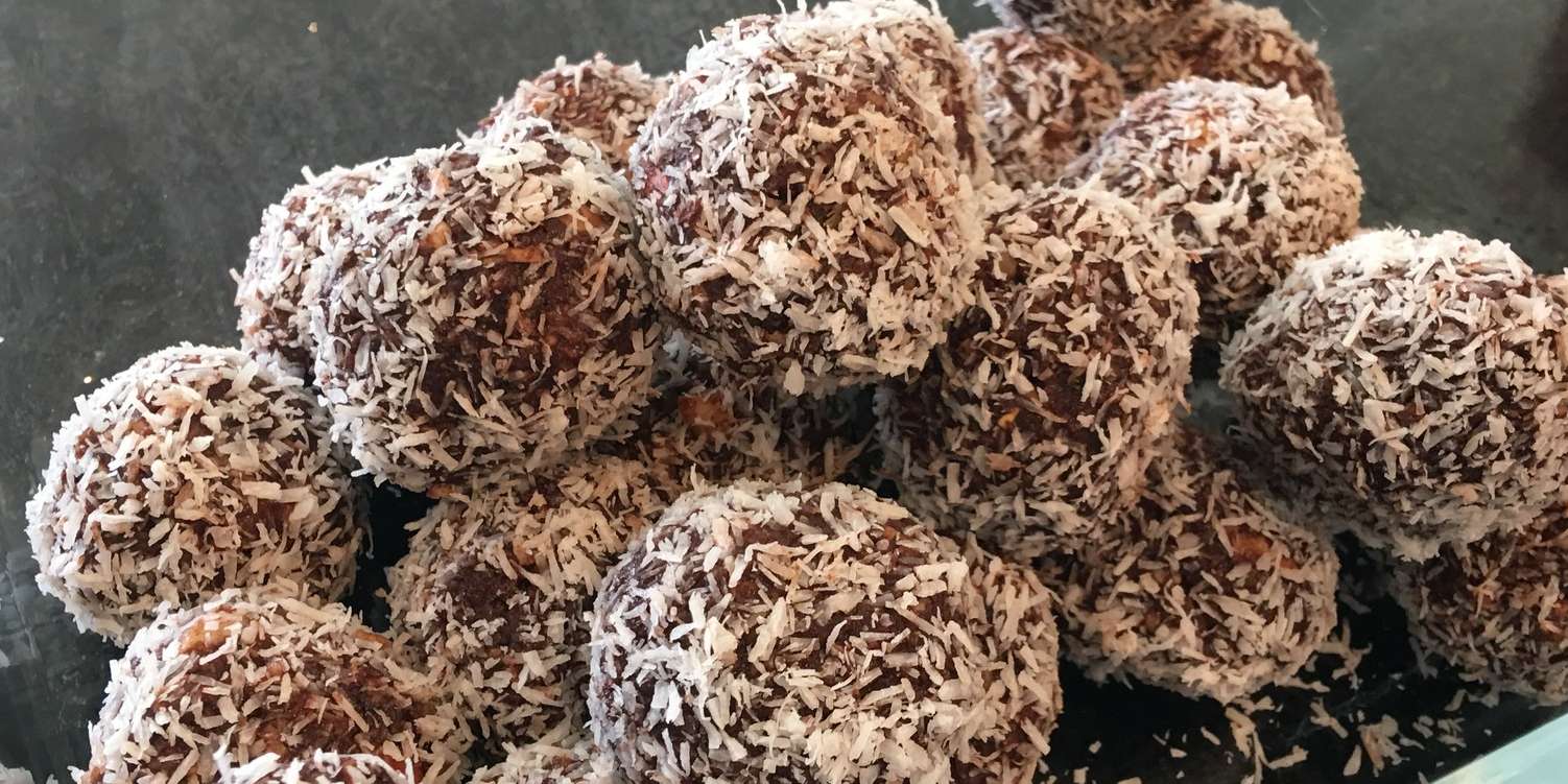 Choco-almond-coconut truffles