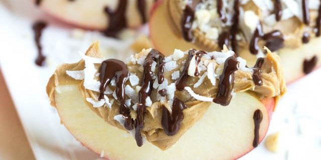 Chocolate Peanut Butter Crunch Apple Snack Bites