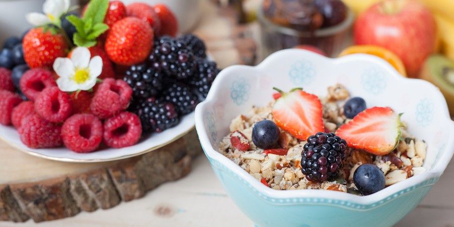 Cereal with Mixed Berries