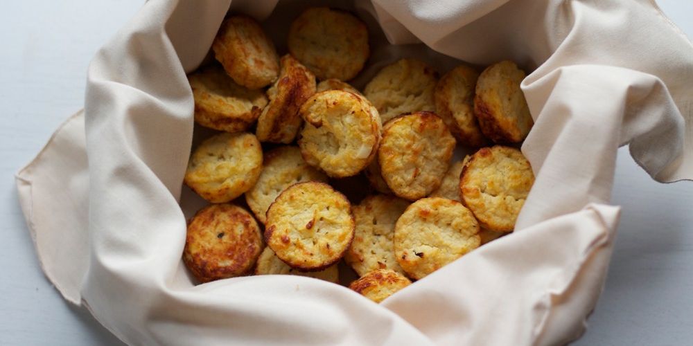 Cheesy Cauliflower Biscuits