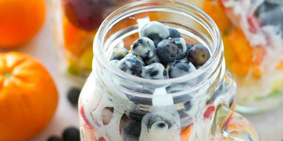 Rainbow Fruit Salad in a Jar 